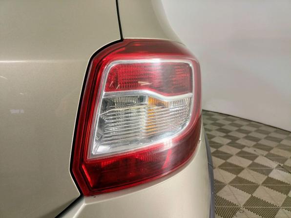 Renault Sandero II с пробегом 2016 года, цена 655 000 рублей, 182000 км, хэтчбек, Автокод Объявления