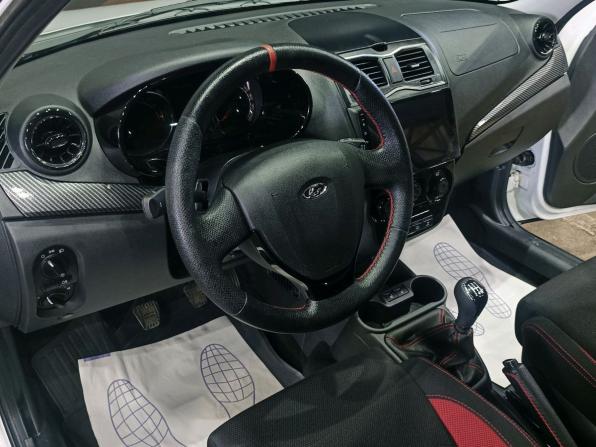 Lada (ВАЗ) Granta I Рестайлинг с пробегом 2024 года, цена 1 160 000 рублей, 24772 км, лифтбек, Автокод Объявления