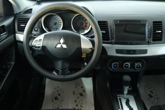 Mitsubishi Lancer X с пробегом 2007 года, цена 899 000 рублей, 200000 км, седан, Автокод Объявления