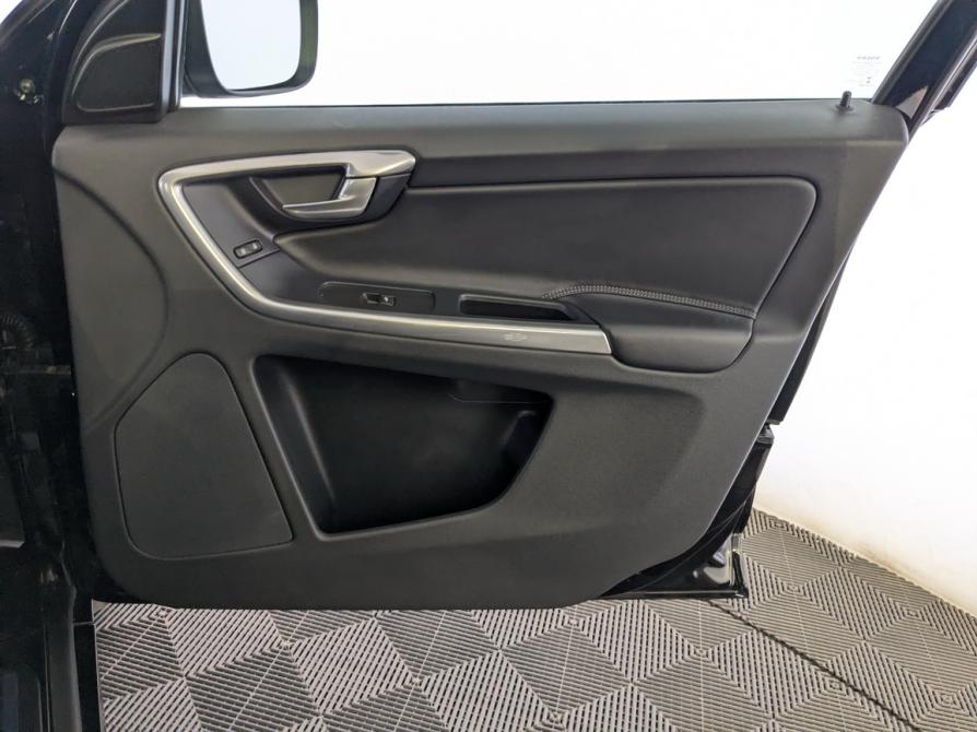 Volvo XC60 I Рестайлинг Москва  - изображение 22