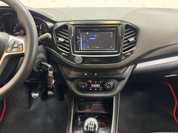 Lada (ВАЗ) Vesta I с пробегом 2018 года, цена 950 000 рублей, 151232 км, седан, Автокод Объявления