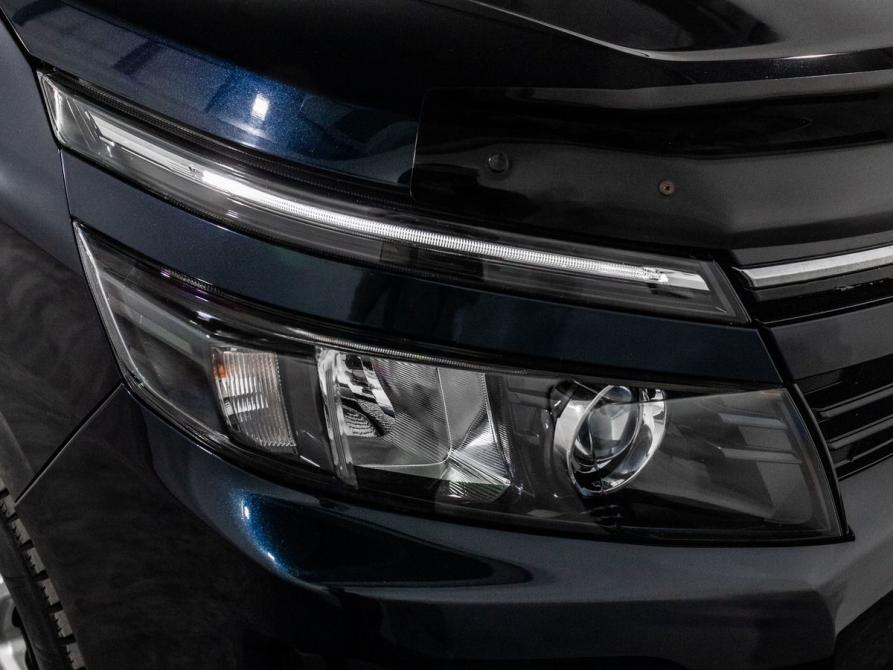 Toyota Voxy III (R80) Иркутск  - изображение 21