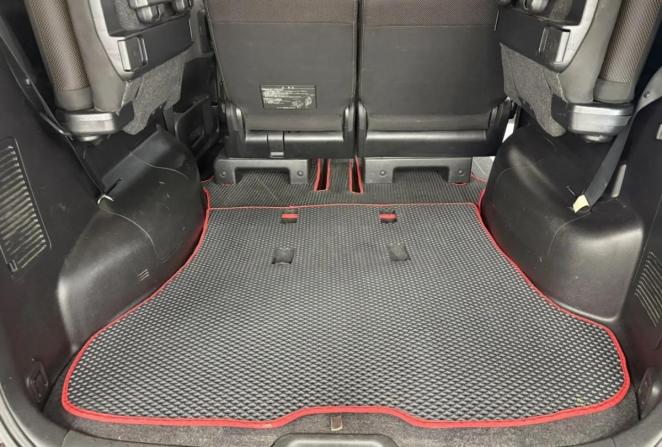Nissan Serena III (C25) с пробегом 2007 года, цена 995 000 рублей, 305265 км, минивэн, Автокод Объявления