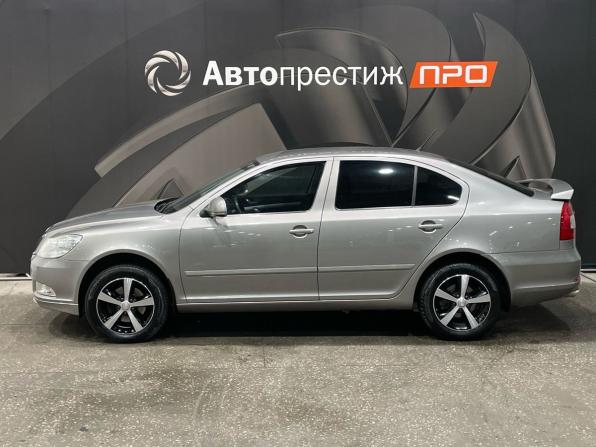 Skoda Octavia II (A5) Рестайлинг с пробегом 2011 года, цена 950 000 рублей, 135346 км, лифтбек, Автокод Объявления