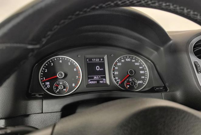 Volkswagen Tiguan I с пробегом 2011 года, цена 1 049 000 рублей, 244000 км, внедорожник, Автокод Объявления