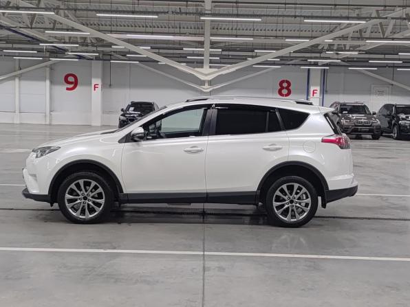 Toyota RAV4 IV (XA40) Рестайлинг с пробегом 2017 года, цена 2 415 000 рублей, 180917 км, внедорожник, Автокод Объявления