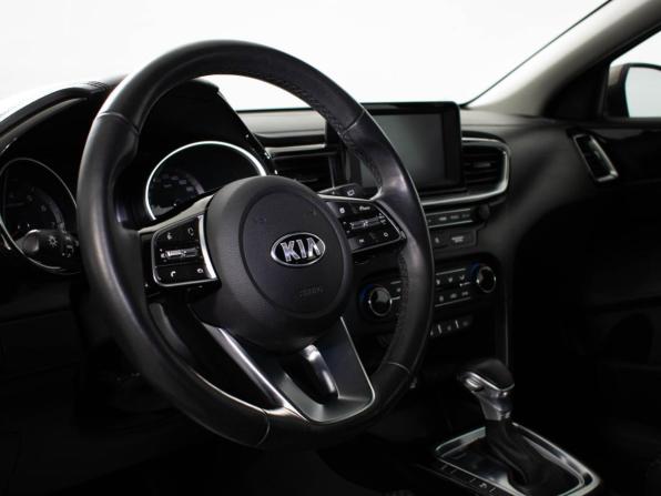 Kia Ceed III с пробегом 2019 года, цена 1 737 000 рублей, 100186 км, хэтчбек, Автокод Объявления