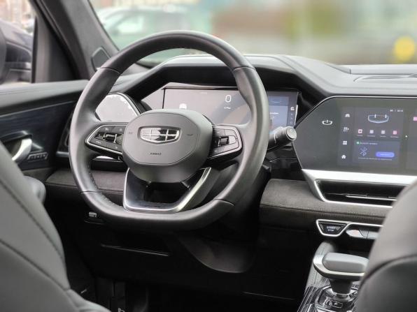 Geely Monjaro I с пробегом 2024 года, цена 3 350 000 рублей, 42560 км, внедорожник, Автокод Объявления