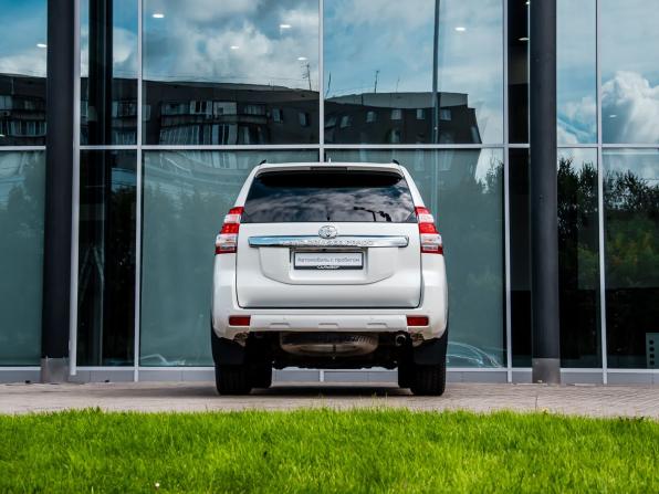 Toyota Land Cruiser Prado 150 Series Рестайлинг 1 с пробегом 2017 года, цена 4 600 000 рублей, 92265 км, внедорожник, Автокод Объявления