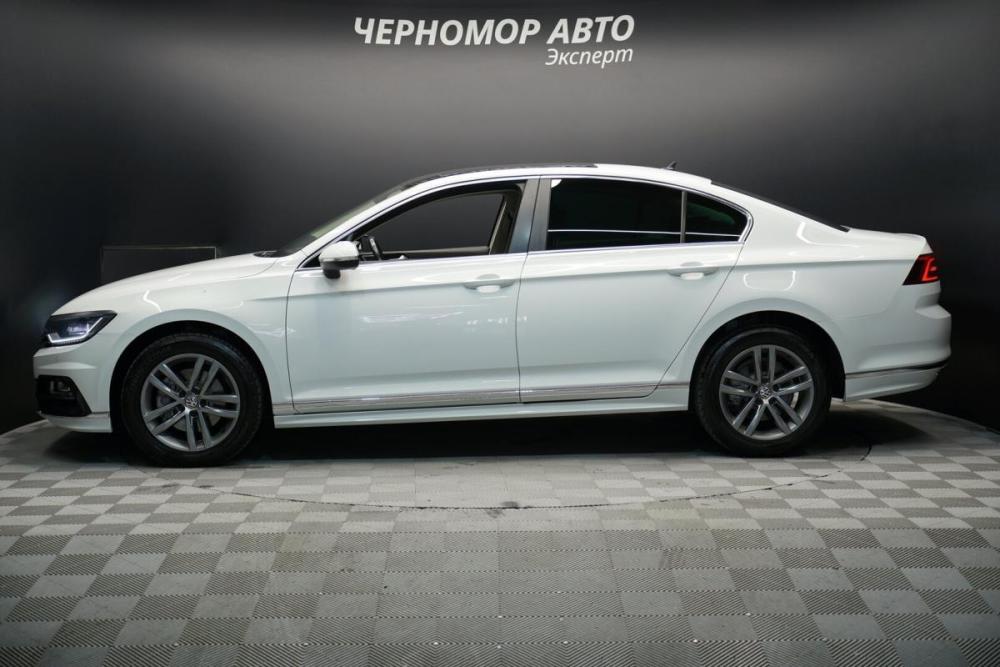 Volkswagen Passat B8 Крым  - изображение 2