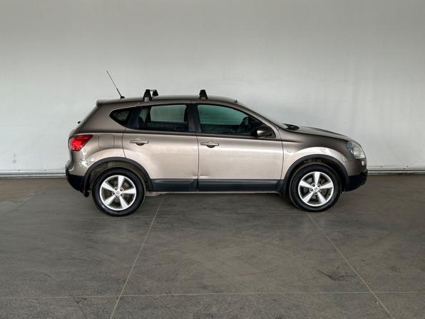 Nissan Qashqai I с пробегом 2009 года, цена 680 000 рублей, 327905 км, внедорожник, Автокод Объявления