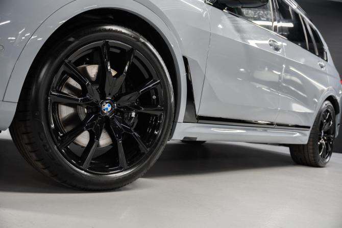 Новый BMW X7 I (G07) Рестайлинг 2026 года, цена 17 950 000 рублей, внедорожник, Автокод Объявления