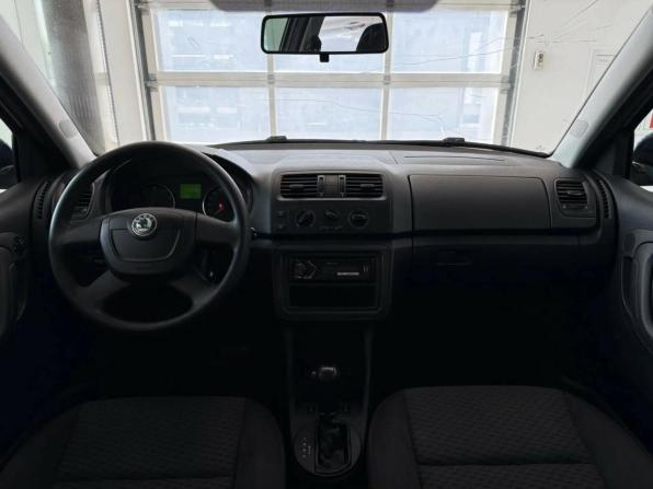 Skoda Fabia II Рестайлинг с пробегом 2012 года, цена 620 000 рублей, 250376 км, универсал, Автокод Объявления