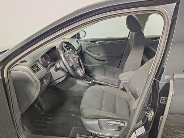 Volkswagen Jetta VI с пробегом 2012 года, цена 979 000 рублей, 225254 км, седан, Автокод Объявления