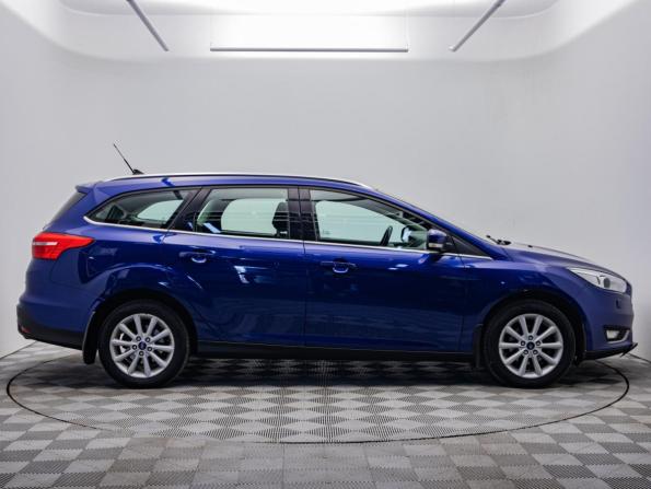 Ford Focus III Рестайлинг с пробегом 2018 года, цена 970 000 рублей, 196349 км, универсал, Автокод Объявления