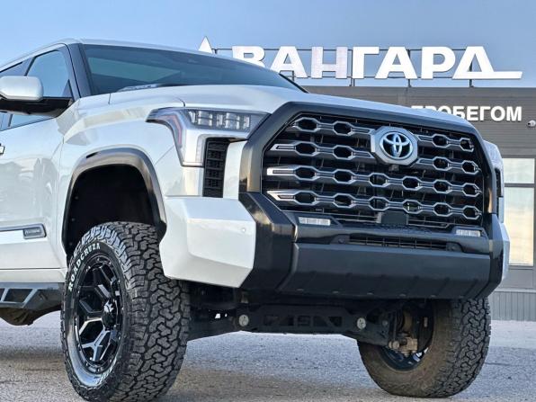 Toyota Tundra III с пробегом 2023 года, цена 8 850 000 рублей, 40568 км, offers.body_type.unknown, Автокод Объявления