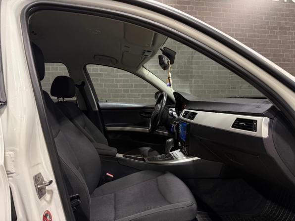 BMW 3 серии V (E90/E91/E92/E93) Рестайлинг с пробегом 2011 года, цена 1 090 000 рублей, 186484 км, седан, Автокод Объявления