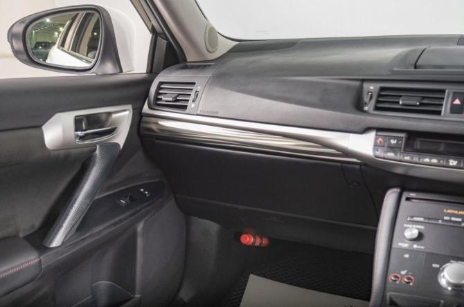 Lexus CT I с пробегом 2013 года, цена 1 649 000 рублей, 99400 км, хэтчбек, Автокод Объявления