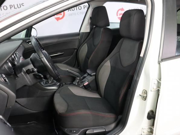 Peugeot 308 I Рестайлинг с пробегом 2011 года, цена 580 000 рублей, 195000 км, хэтчбек, Автокод Объявления