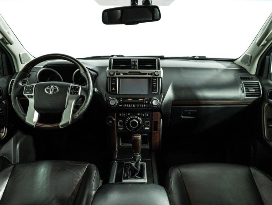 Toyota Land Cruiser Prado 150 Series Рестайлинг 1 Санкт-Петербург  - изображение 13