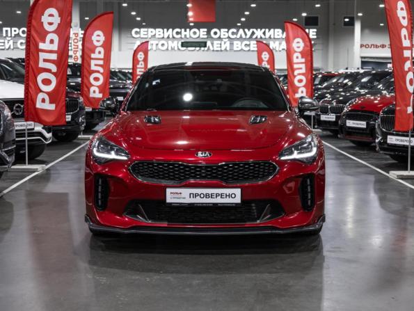 Kia Stinger I с пробегом 2018 года, цена 2 499 700 рублей, 111720 км, лифтбек, Автокод Объявления