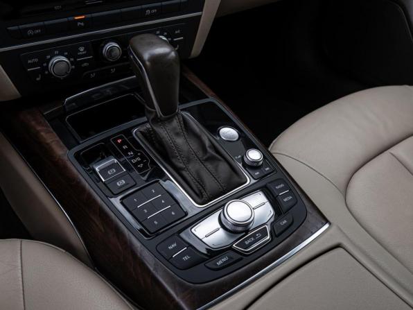Audi A6 IV (C7) Рестайлинг с пробегом 2016 года, цена 1 999 000 рублей, 169601 км, седан, Автокод Объявления