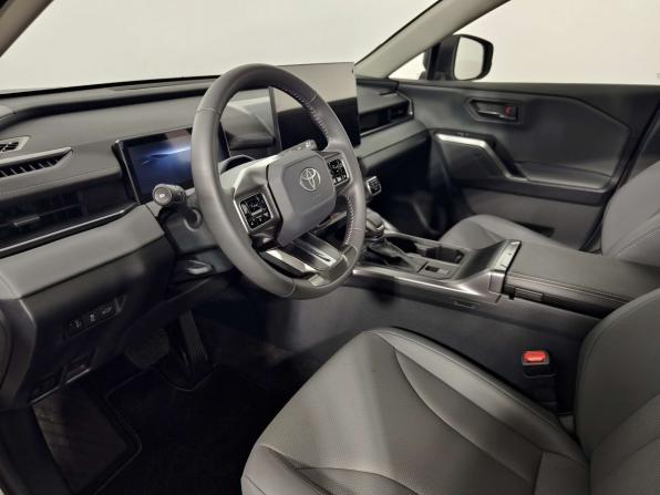 Toyota RAV4 VI (XA60) с пробегом 2025 года, цена 4 990 000 рублей, 42 км, внедорожник, Автокод Объявления