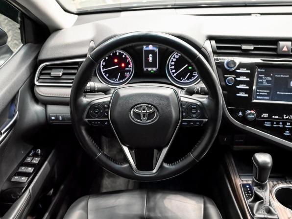 Toyota Camry VIII (XV70) с пробегом 2019 года, цена 2 950 000 рублей, 101100 км, седан, Автокод Объявления