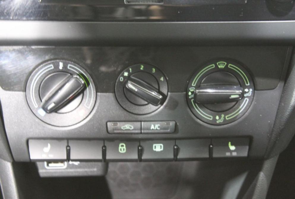 Skoda Rapid I Рестайлинг Астрахань  - изображение 18