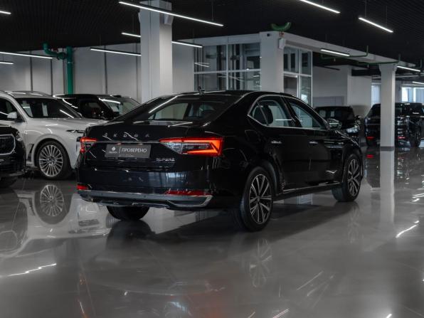 Skoda Superb III Рестайлинг с пробегом 2025 года, цена 3 340 000 рублей, 1723 км, лифтбек, Автокод Объявления