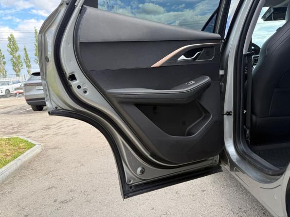 Omoda C5 I с пробегом 2023 года, цена 1 520 000 рублей, 64544 км, внедорожник, Автокод Объявления