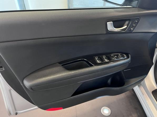 Kia Optima IV Рестайлинг с пробегом 2018 года, цена 1 975 000 рублей, 122630 км, седан, Автокод Объявления