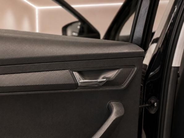 Skoda Karoq I с пробегом 2021 года, цена 2 695 000 рублей, 47000 км, внедорожник, Автокод Объявления
