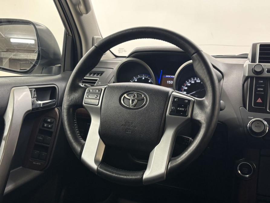 Toyota Land Cruiser Prado 150 Series Рестайлинг 1 Вологда  - изображение 17