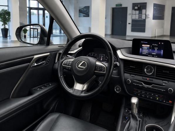 Lexus RX IV с пробегом 2018 года, цена 3 780 000 рублей, 71220 км, внедорожник, Автокод Объявления