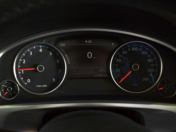 Volkswagen Touareg II Рестайлинг с пробегом 2015 года, цена 2 999 995 рублей, 198839 км, внедорожник, Автокод Объявления