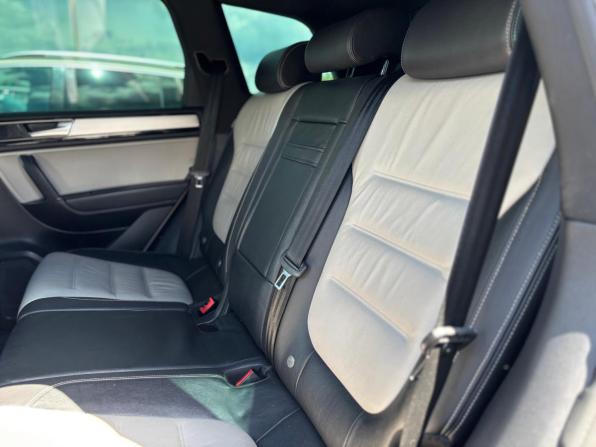 Volkswagen Touareg II Рестайлинг с пробегом 2017 года, цена 3 430 000 рублей, 185388 км, внедорожник, Автокод Объявления