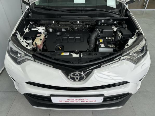 Toyota RAV4 IV (XA40) Рестайлинг с пробегом 2018 года, цена 2 644 990 рублей, 95418 км, внедорожник, Автокод Объявления