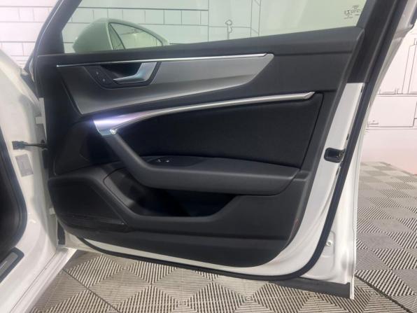 Audi A6 V (C8) с пробегом 2019 года, цена 3 790 000 рублей, 95000 км, седан, Автокод Объявления