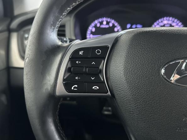 Hyundai Sonata VII (LF) Рестайлинг с пробегом 2019 года, цена 1 690 000 рублей, 178844 км, седан, Автокод Объявления