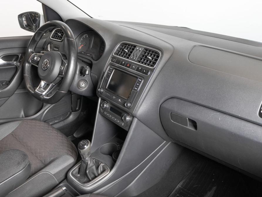Volkswagen Polo V Рестайлинг Казань  - изображение 7