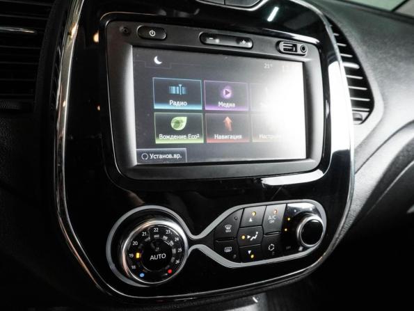 Renault Kaptur I с пробегом 2018 года, цена 1 324 000 рублей, 99574 км, внедорожник, Автокод Объявления