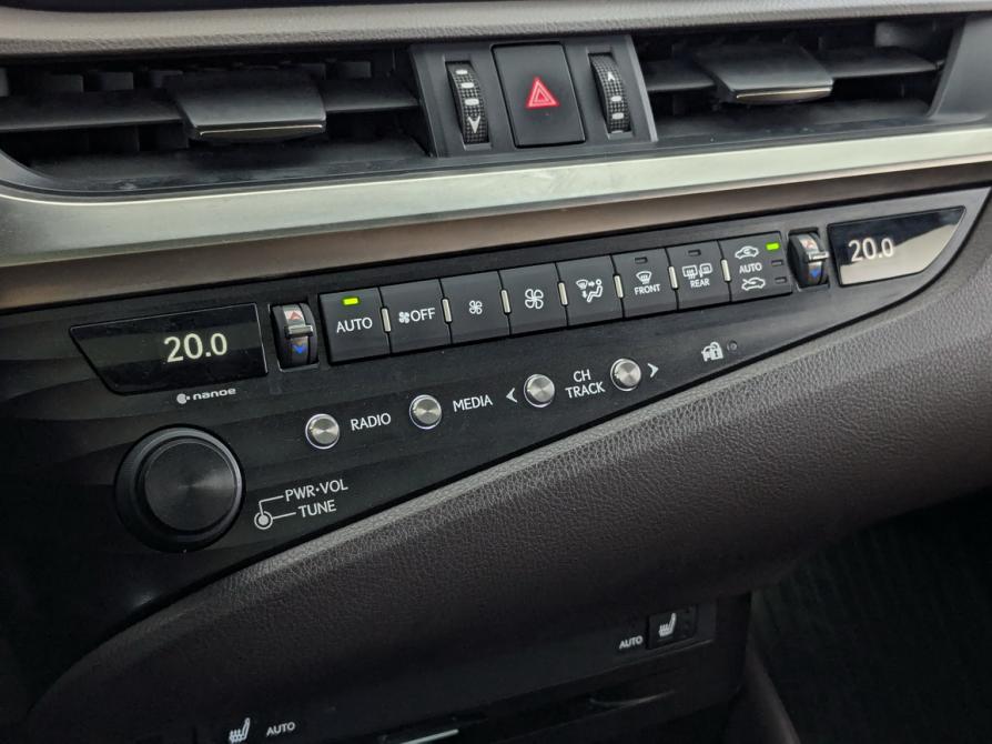 Lexus ES VII Москва  - изображение 26