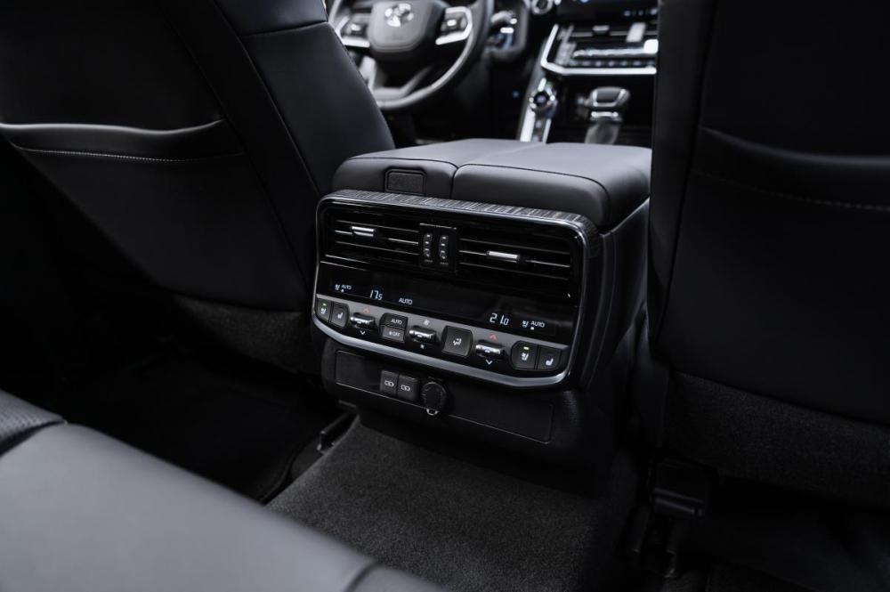 Toyota Land Cruiser 300 Series Москва  - изображение 19