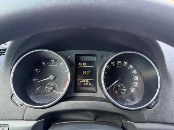 Skoda Yeti I с пробегом 2012 года, цена 825 000 рублей, 120590 км, внедорожник, Автокод Объявления