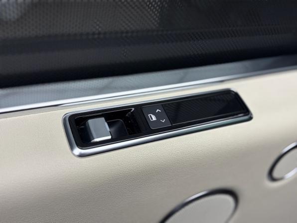 Land Rover Range Rover IV Рестайлинг с пробегом 2018 года, цена 5 549 000 рублей, 241626 км, внедорожник, Автокод Объявления