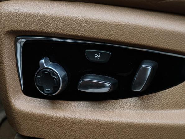 Cadillac Escalade IV с пробегом 2016 года, цена 3 700 000 рублей, 206918 км, внедорожник, Автокод Объявления