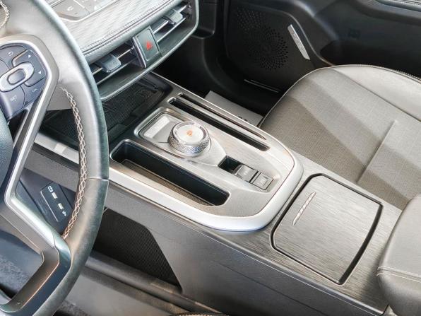 Haval Jolion I Рестайлинг с пробегом 2024 года, цена 1 936 900 рублей, 32662 км, внедорожник, Автокод Объявления