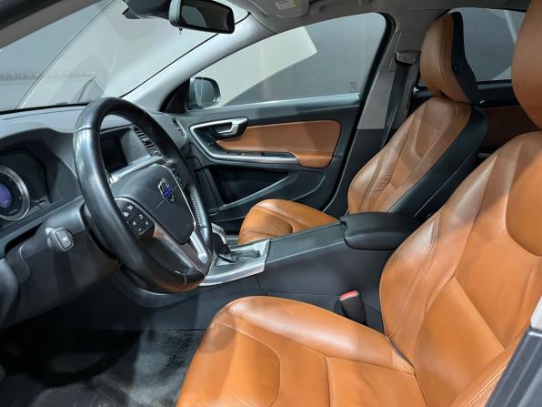 Volvo S60 II с пробегом 2012 года, цена 1 350 000 рублей, 148882 км, седан, Автокод Объявления