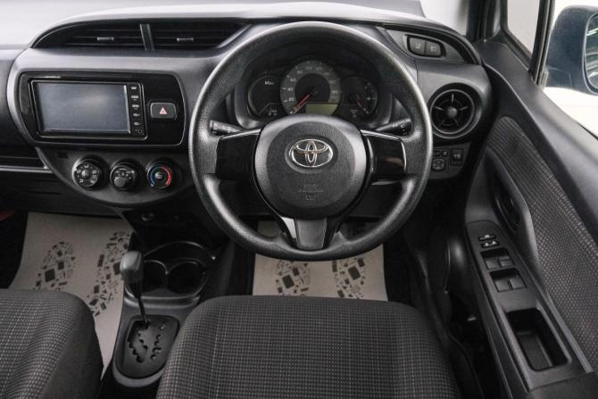 Toyota Vitz III (XP130) Рестайлинг 2 с пробегом 2019 года, цена 969 000 рублей, 103395 км, хэтчбек, Автокод Объявления
